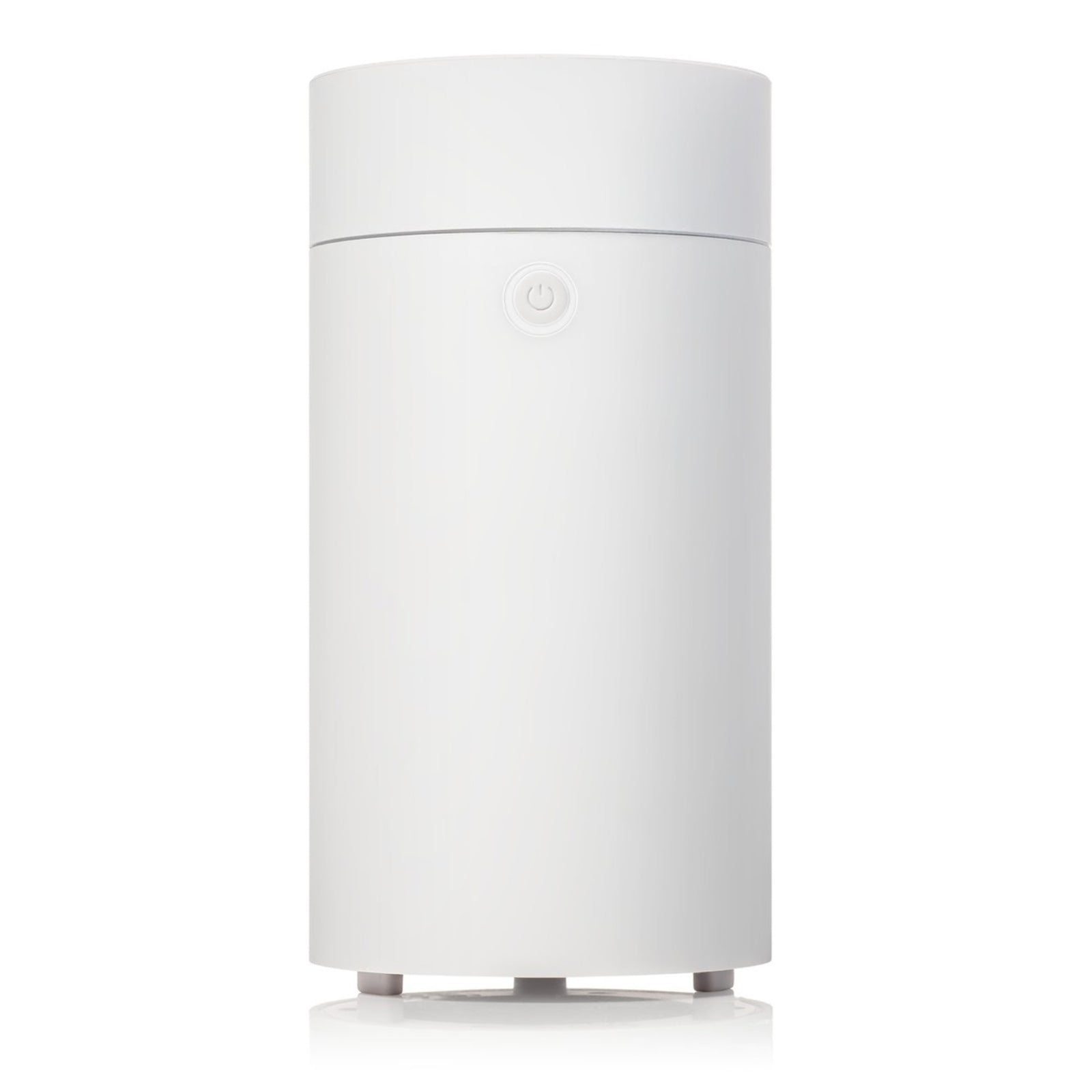 Breathe beauty with intention. Transform the mood & purify the air of any space on the go with this jet-set USB-powered diffuser that streams 100% natural essential oil mist. This sleek, matte black diffuser is car and hotel USB-port ready. What makes this USB-powered, take-anywhere diffuser so versatile is that it looks as sleek on your shelf at home as it does in a car cupholder. CAMPO pure essential oils make perfect on-the-go companions take your rituals on the road.